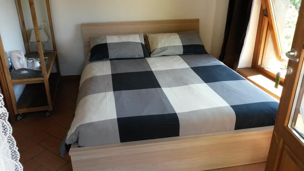 مانديلو ديل لاريو Agriturismo Crotto Di Somana المظهر الخارجي الصورة
